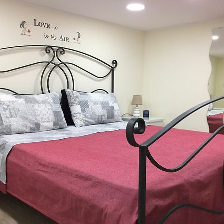 Апартаменты Nana House Неаполь Экстерьер фото
